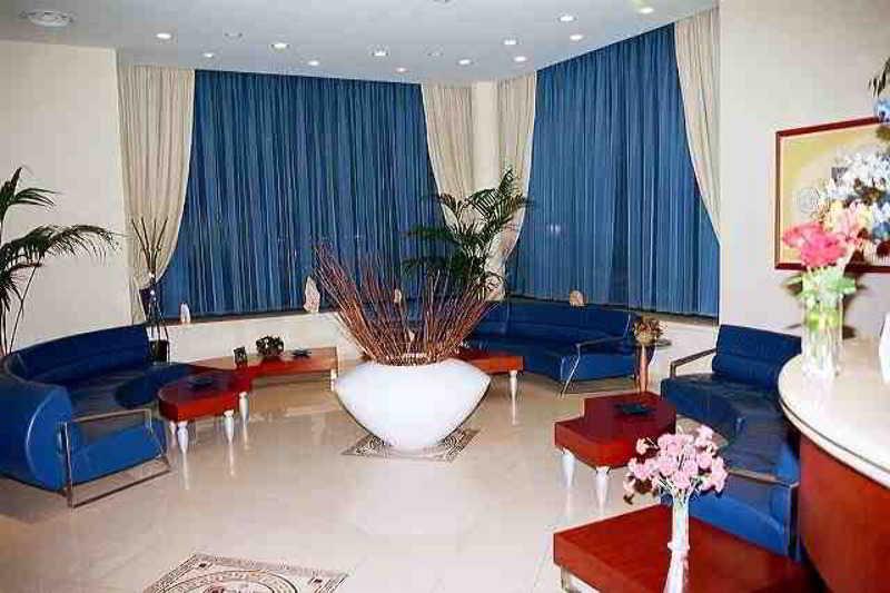 Hotel Butrinti ساراندا المظهر الداخلي الصورة