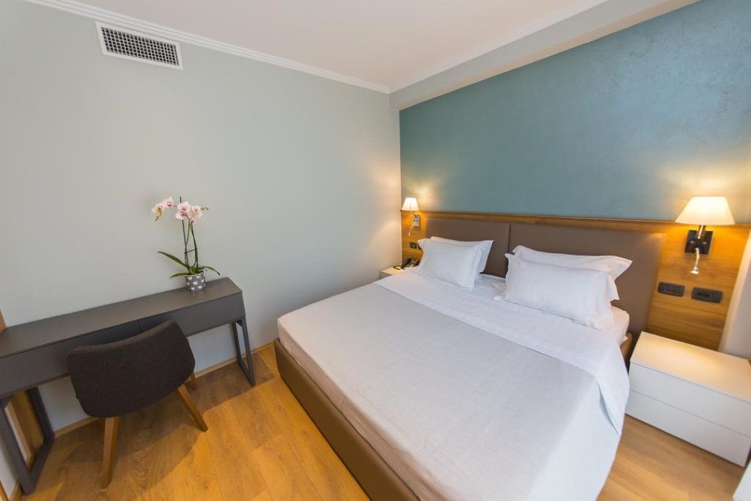 Hotel Butrinti ساراندا المظهر الخارجي الصورة